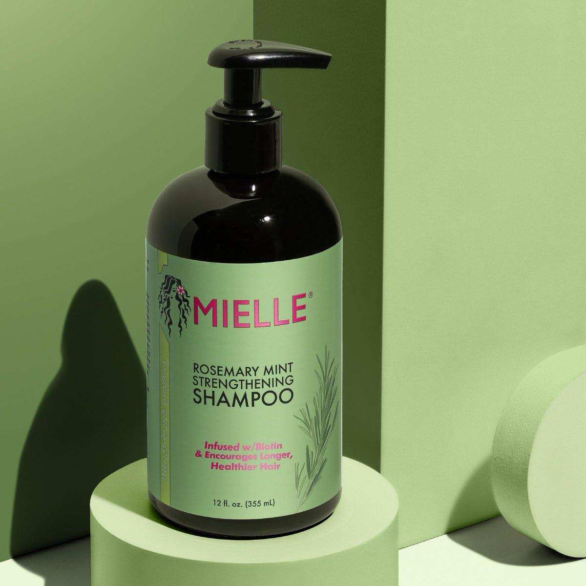 Shampoing fortifiant au romarin et à la menthe